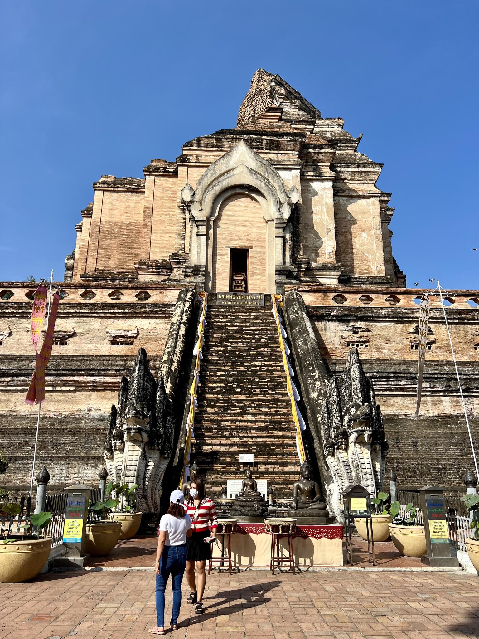 Wat Chedi Luang : le Temple de du stupa royal